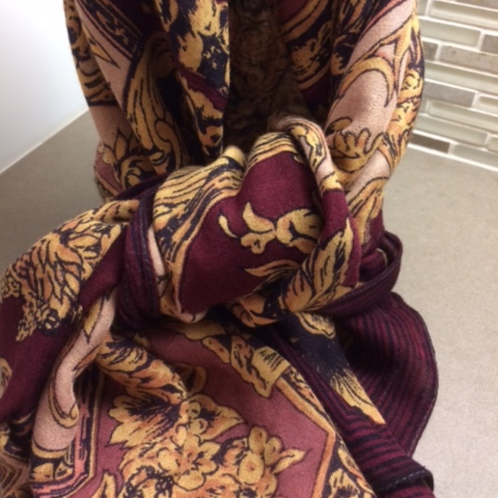 AMAZIN~Burgundy and Tan Scarf*one of a kind